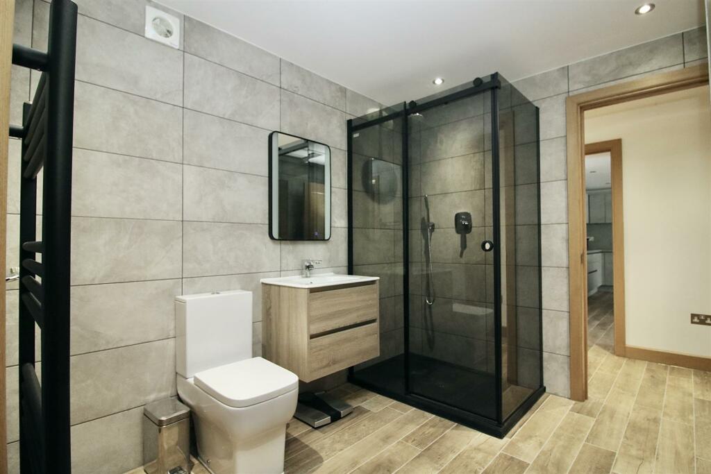 Additional image 30 of Noak Hill Road, Billericay