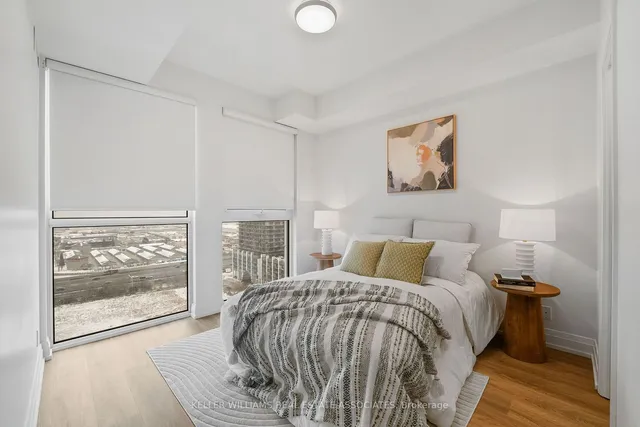 Additional image 15 of 17 Zorra St Unit 1608