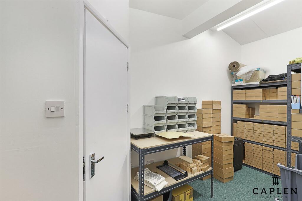 Additional image 13 of Uplands Road, Epping