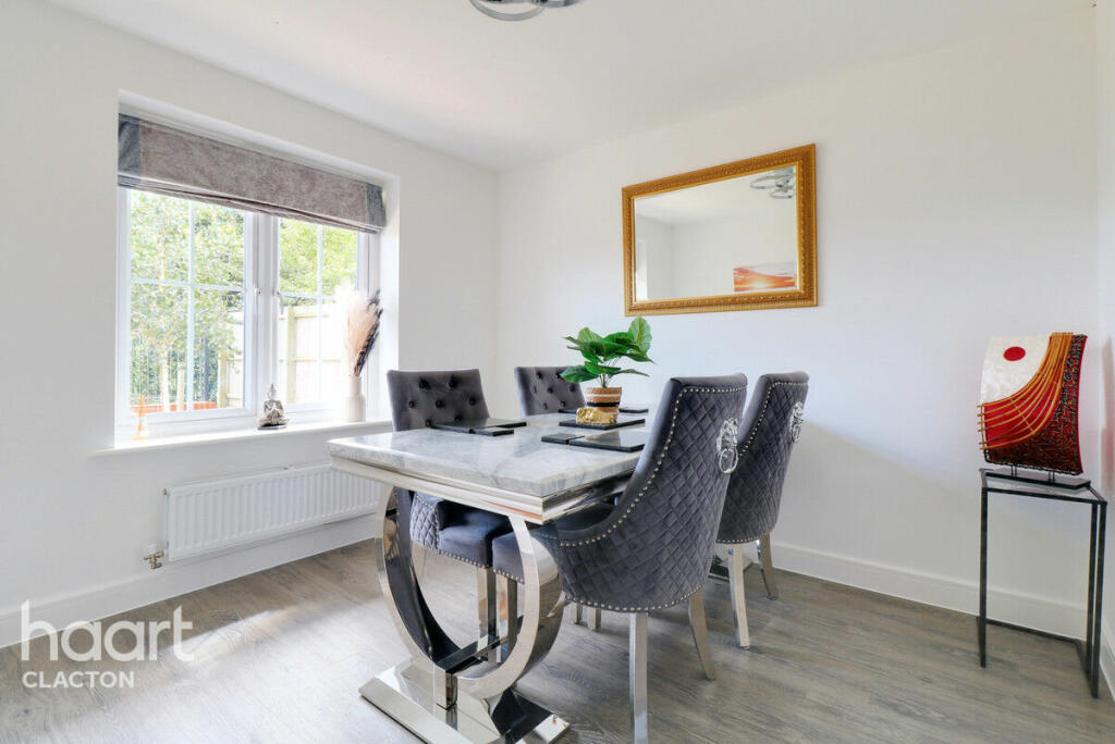 Additional image 7 of Skippers Way, Walton On The Naze