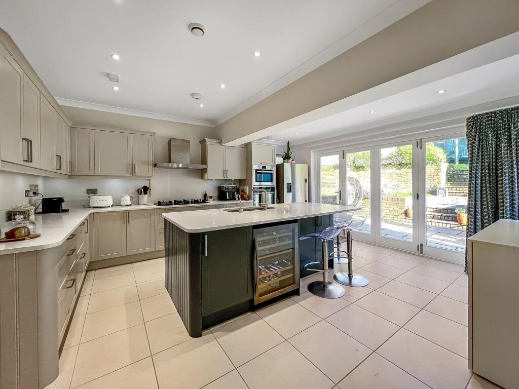 Additional image 26 of Chynham Place, South Croydon, CR2