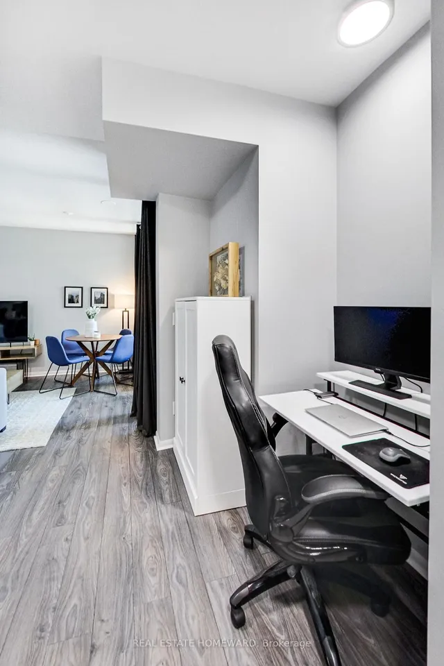 Additional image 8 of 219 Fort York Blvd Unit 720