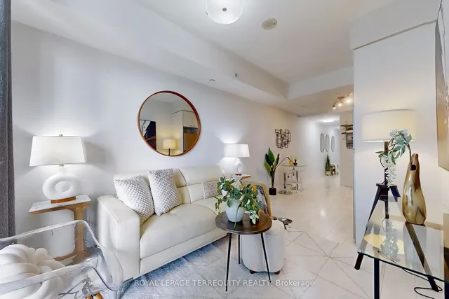 Additional image 5 of 51 East Liberty St Unit 901