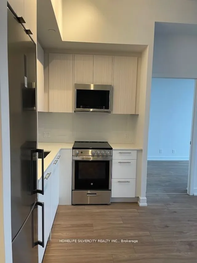 Additional image 7 of 215 Veterans Dr Unit 801