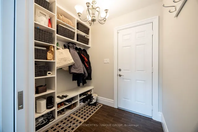 Additional image 17 of 67 Rykert Cres