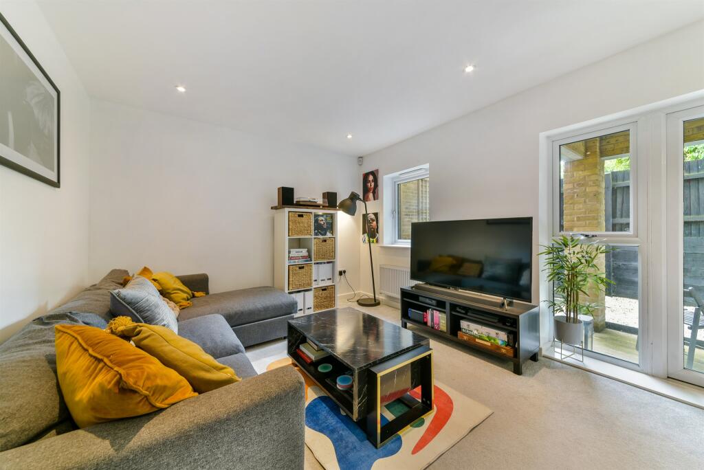 Additional image 10 of Selsdon Road, South Croydon