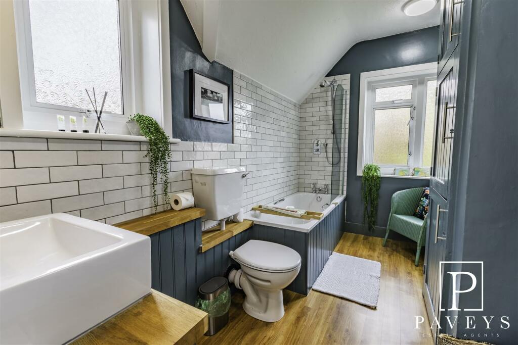 Additional image 21 of Winchester Road, Frinton-On-Sea