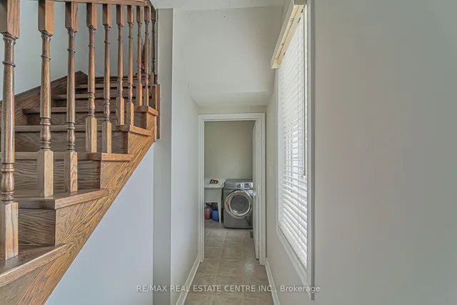 Additional image 13 of 92 Oaklea Blvd