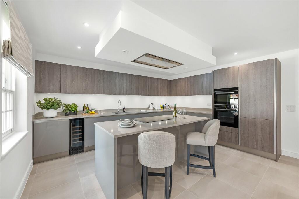 Additional image 3 of Boyles Court, Dark Lane, Great Warley, Brentwood, CM14