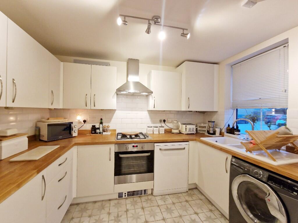 Additional image 5 of Valley Road, Burnham-On-Crouch, Essex, CM0