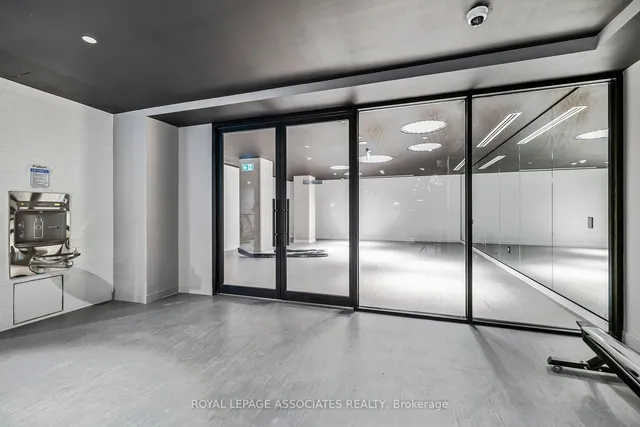 Additional image 26 of 195 McCaul St Unit 401