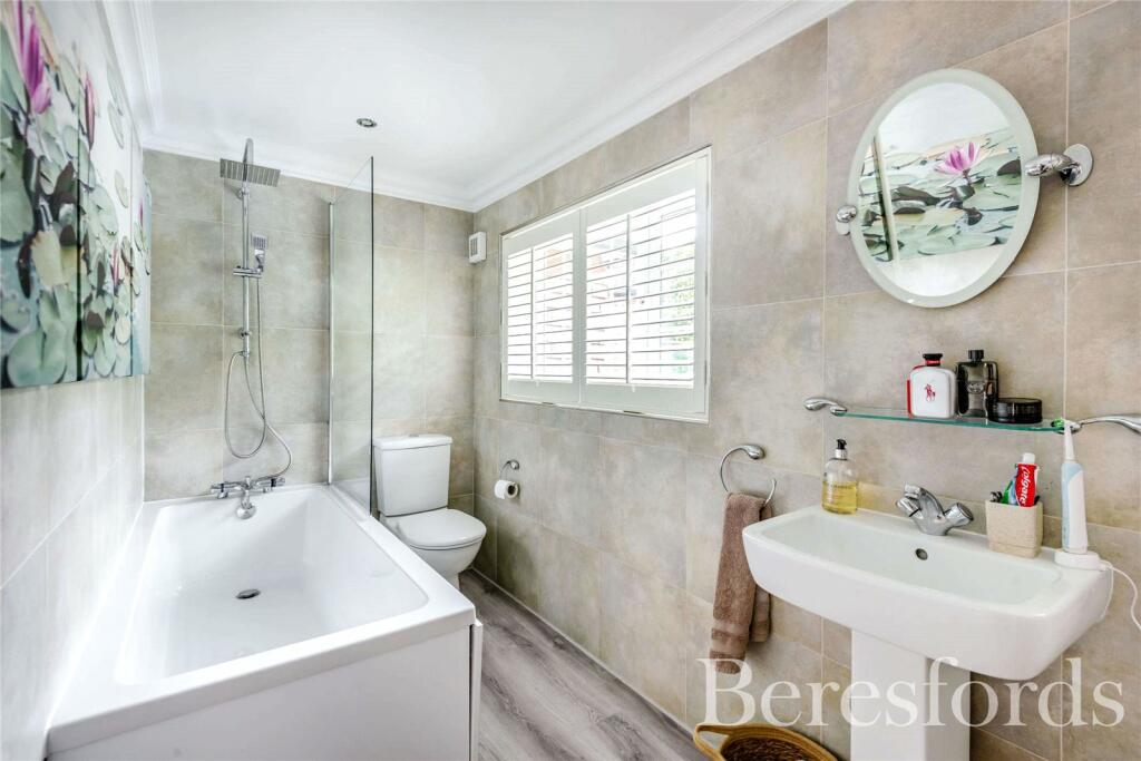 Additional image 21 of Glanthams Close, Shenfield, CM15