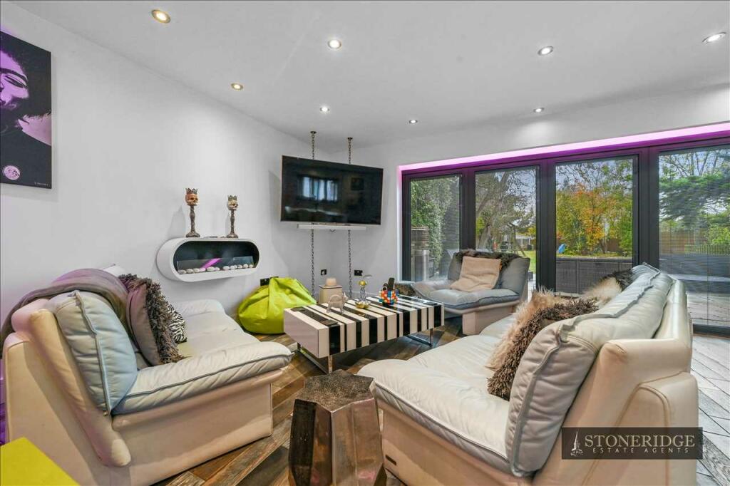 Additional image 9 of Elm Grove, Kirby Cross, Kirby Cross