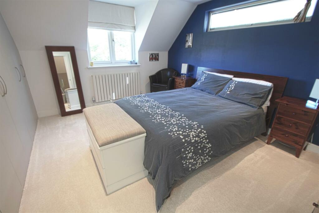 Additional image 13 of Coxes Farm Road, Billericay