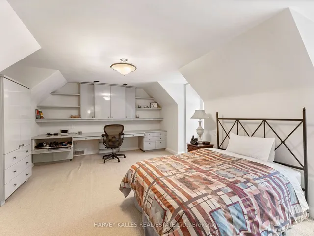 Additional image 33 of 18 Old Colony Rd