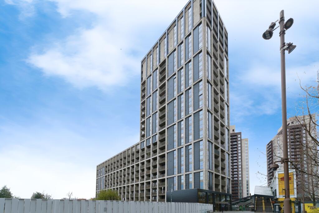 Additional image 12 of 1 Caithness Walk, Croydon, CR0