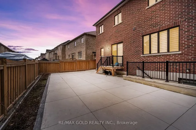 Additional image 28 of 11 Carl Finlay Dr