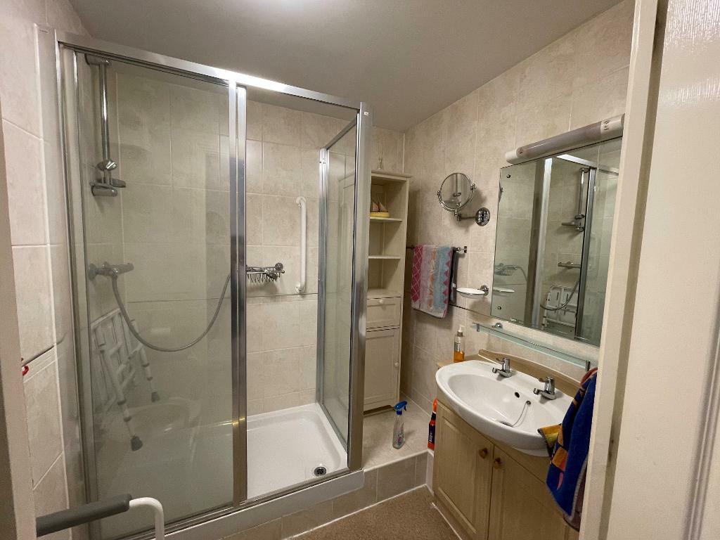 Additional image 8 of 545 Limpsfield Road, Warlingham, Surrey, CR6 9DX