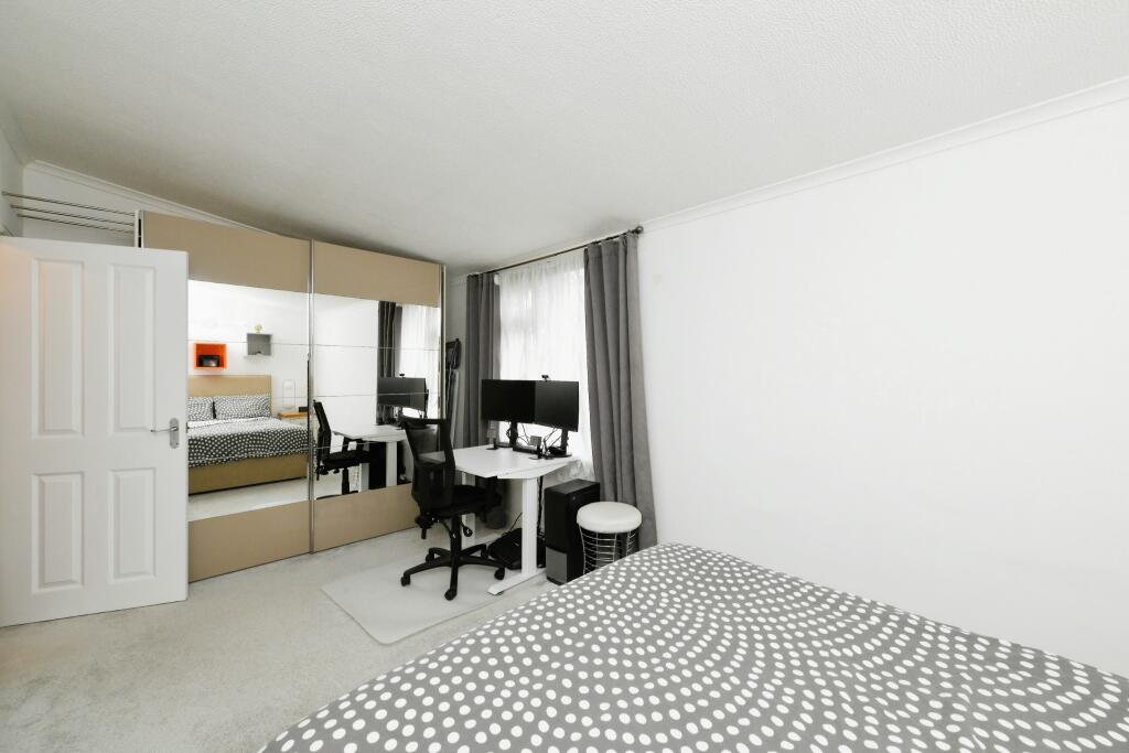 Additional image 8 of Upper Mealines, Harlow, CM18