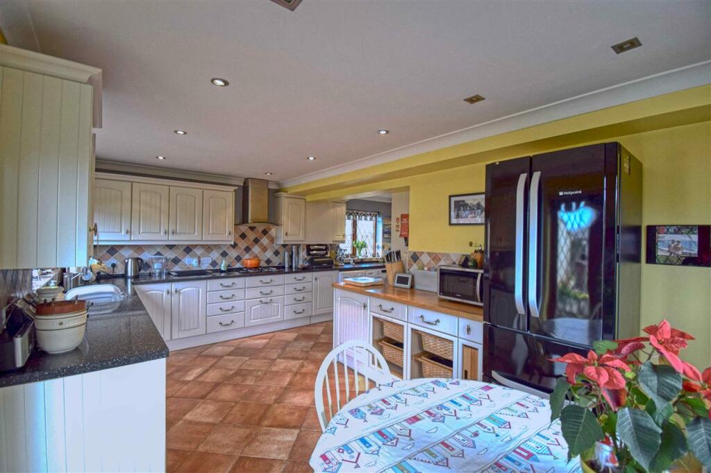 Additional image 7 of Halstead Road, Kirby Cross