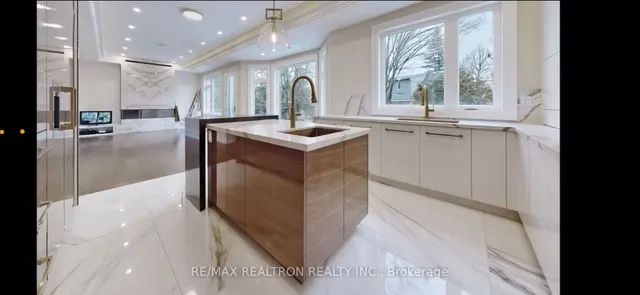 Additional image 23 of 10 Jocelyn Cres