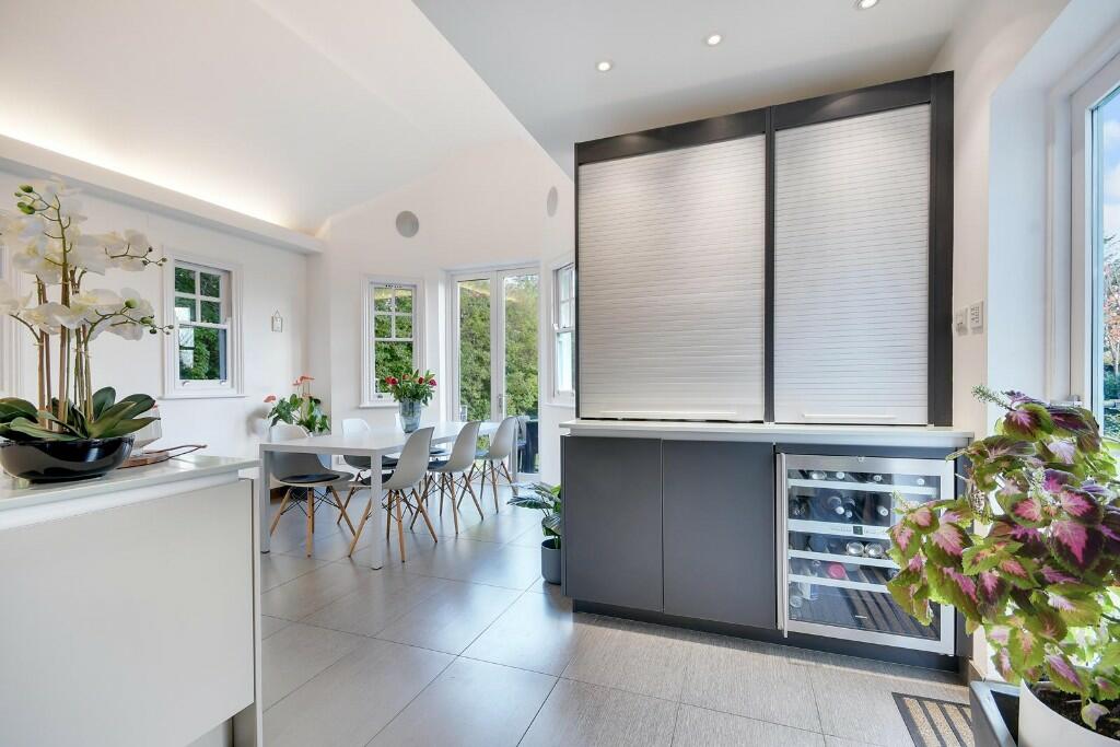 Additional image 12 of Hillwood Grove, Hutton Mount, Brentwood, Essex, CM13