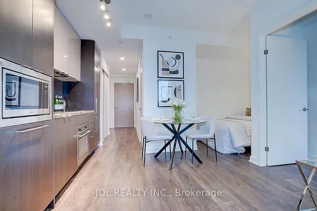 Additional image 10 of 125 Blue Jays Way Unit 2501