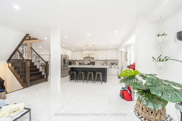 Additional image 19 of 6 Amboise Cres