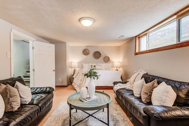 Additional image 26 of 29 Rossford Cres