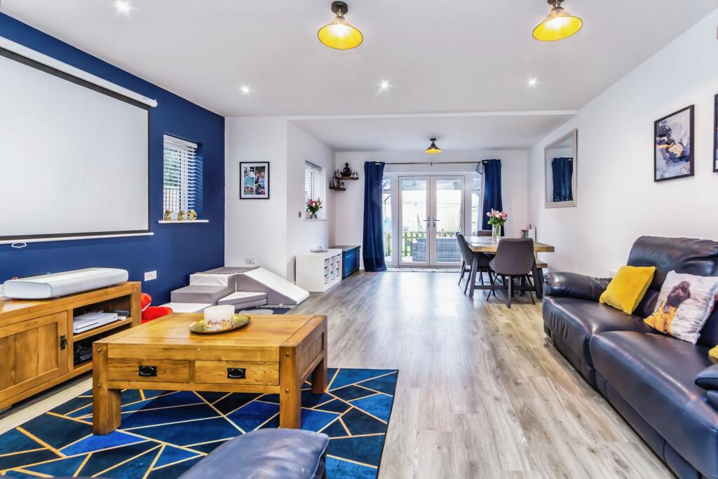 Additional image 17 of Gatiers Lane, Caterham, Surrey, CR3