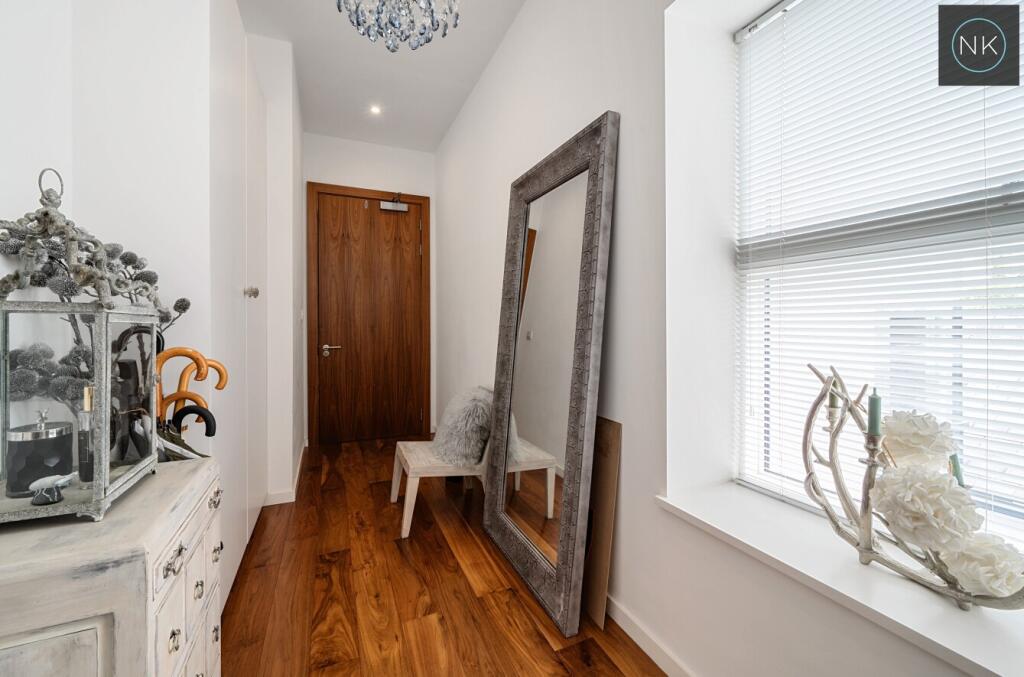 Additional image 22 of Coopers Court, Piercing Hill, Theydon Bois, Epping, Essex, CM16