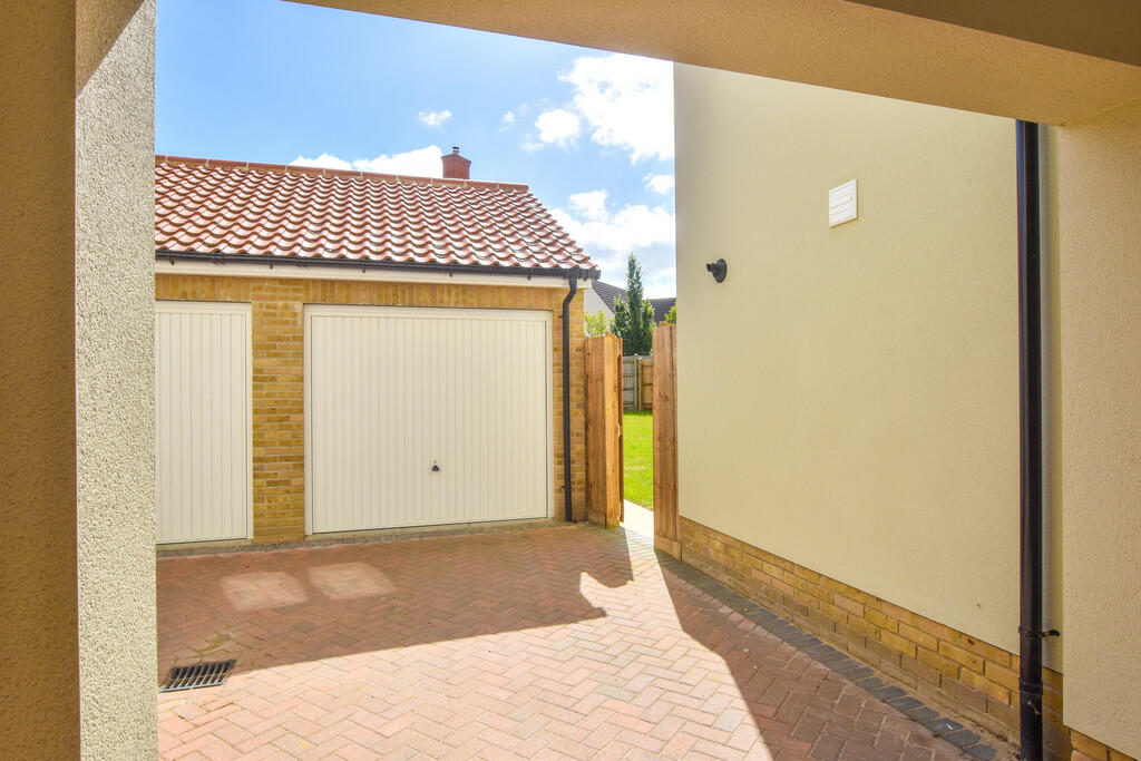Additional image 17 of Woodlands Park, New Homes
