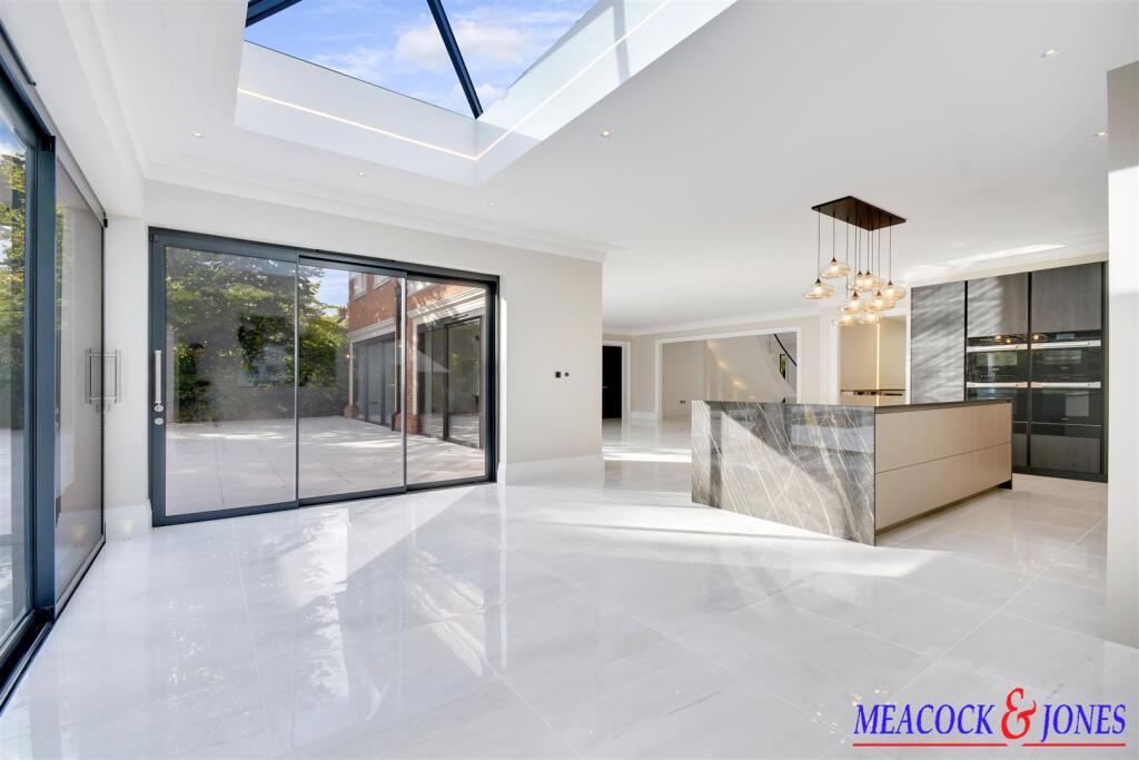 Additional image 9 of Ridgeway, Hutton Mount, Brentwood