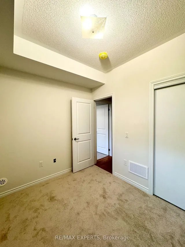 Additional image 3 of 20 Halliford Pl Unit 102