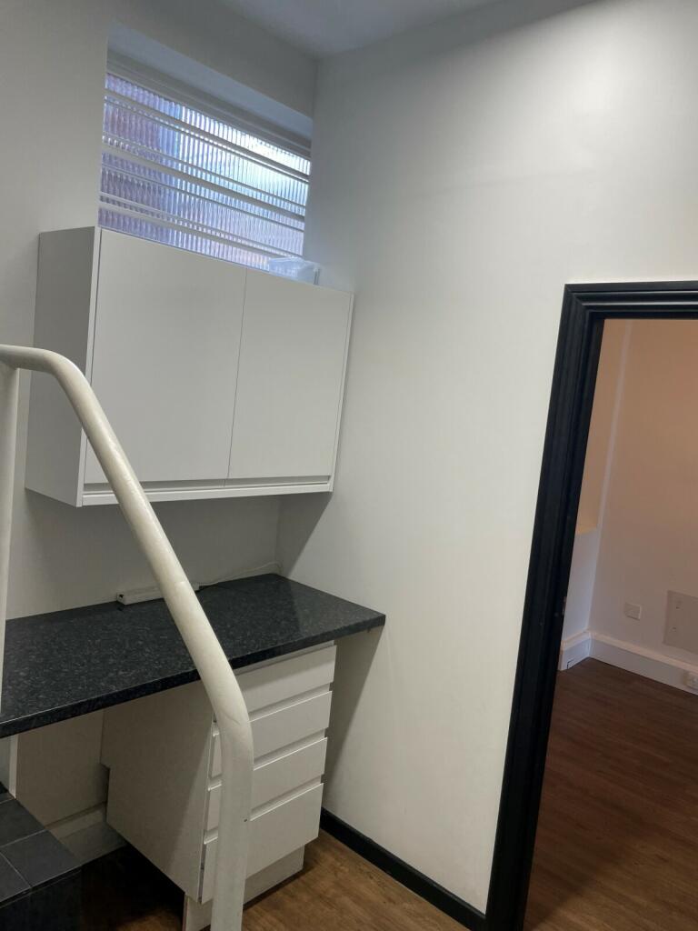 Additional image 7 of 140 Hutton Road, Shenfield, CM15