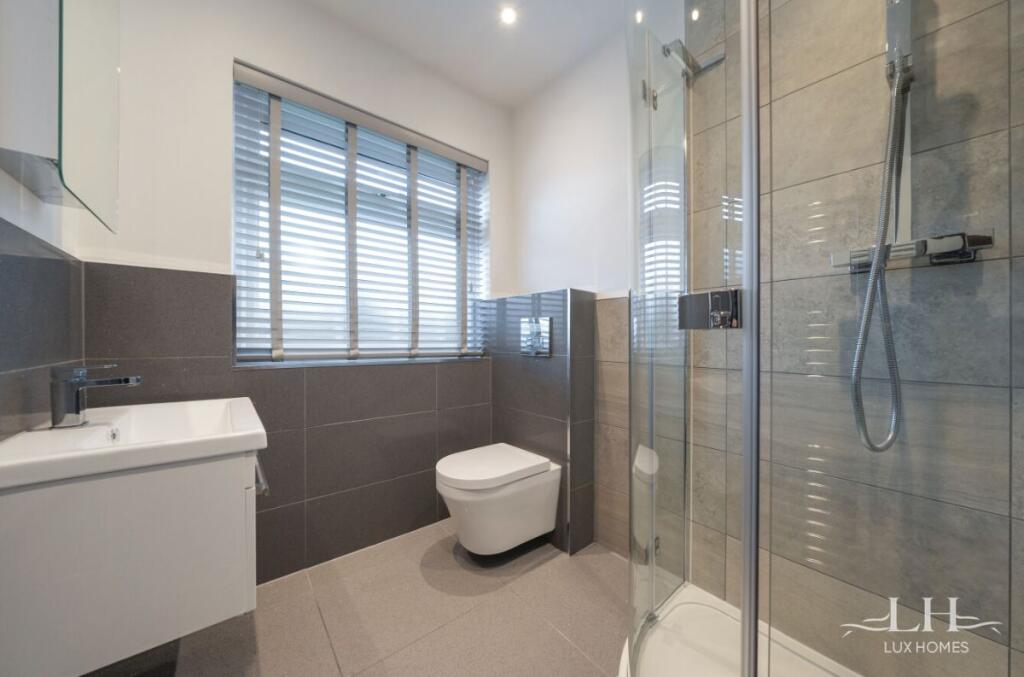 Additional image 16 of Doddinghurst Road, Brentwood