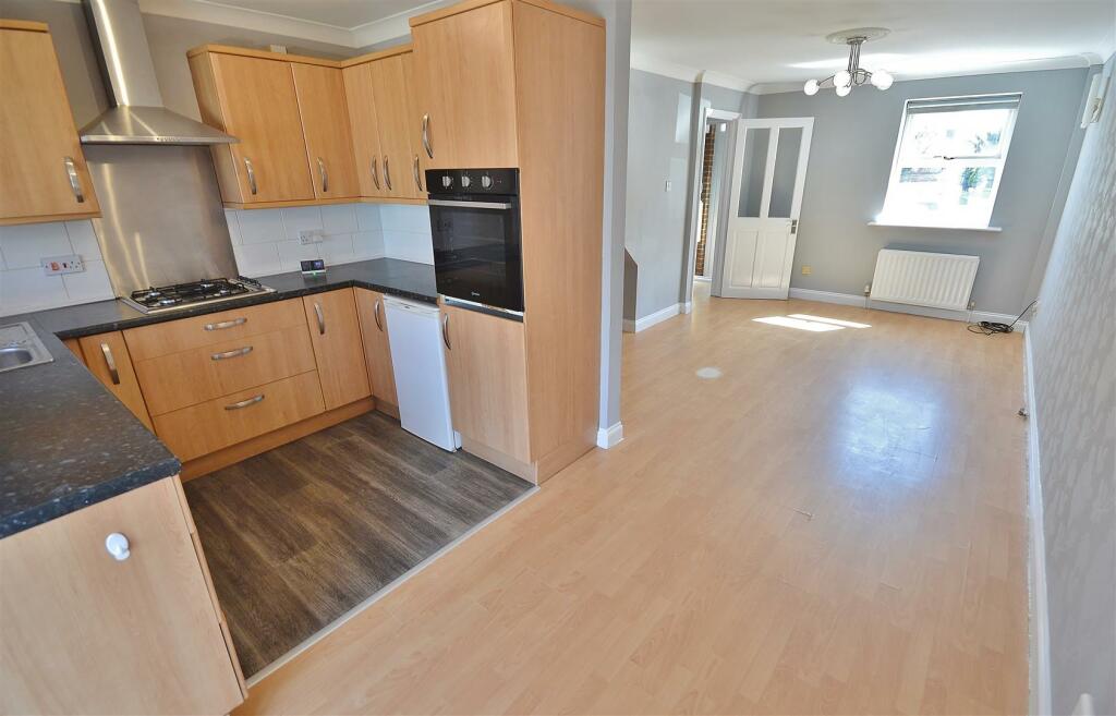 Additional image 6 of Weymouth Close, Clacton-On-Sea