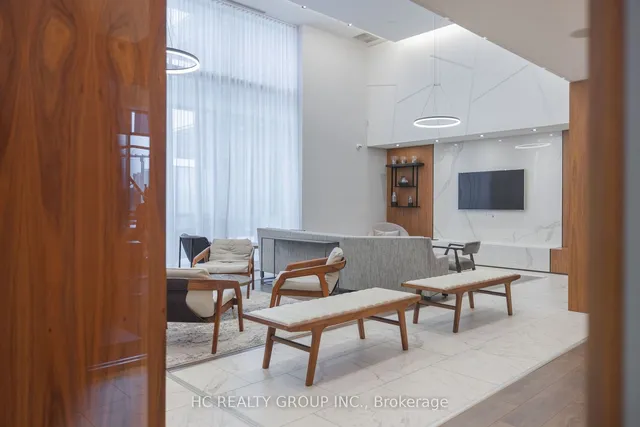 Additional image 27 of 255 Village Green Sq Unit 2303