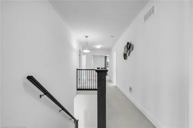 Additional image 22 of 528 Nathalie Cres