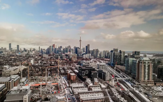 Additional image 28 of 8 Dovercourt Rd Unit 902