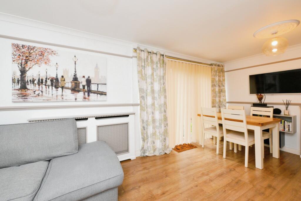 Additional image 6 of Upper Mealines, Harlow, CM18