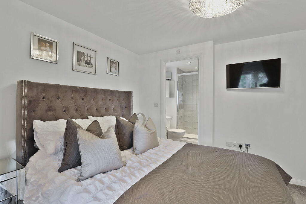 Additional image 13 of Pippin Road, Ongar, Essex, CM5