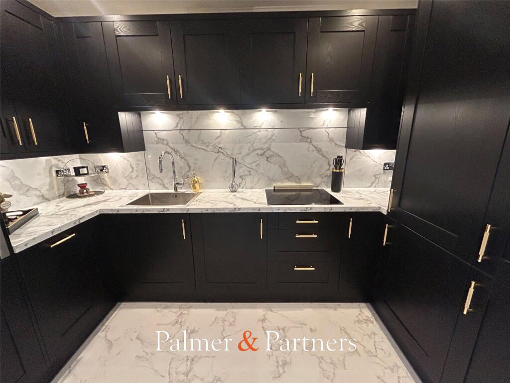 Additional image 18 of Marine Parade East, Clacton-on-Sea, Essex, CO15