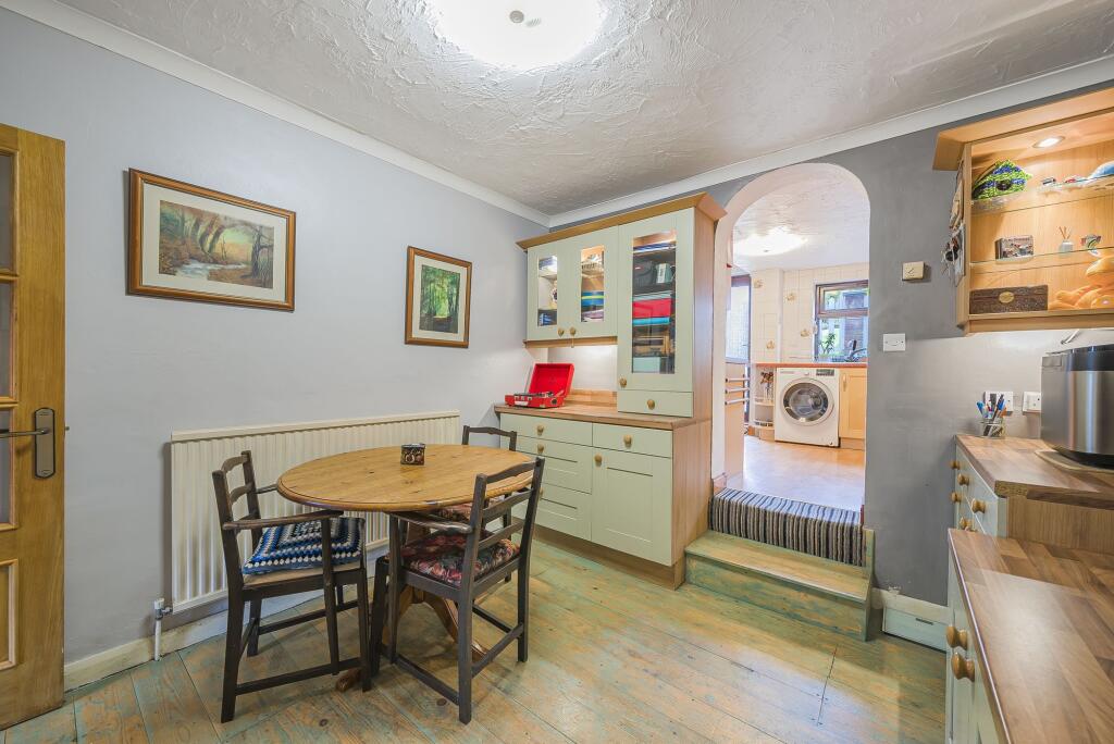 Additional image 8 of Godstone Road, Whyteleafe, CR3