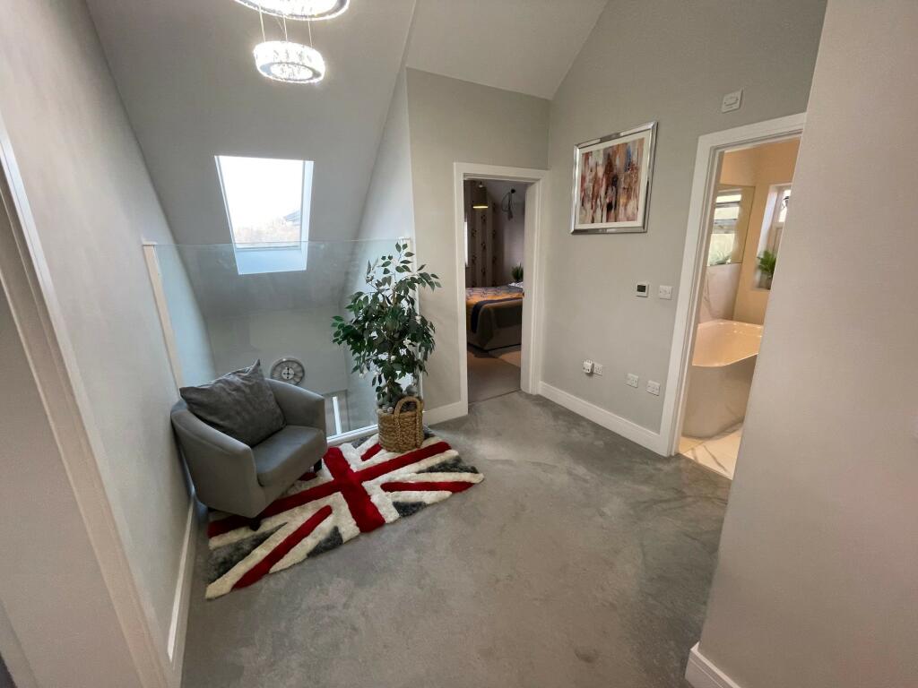 Additional image 21 of Oakview, Mill Lane, Hook End, Brentwood, Essex CM15 0PP