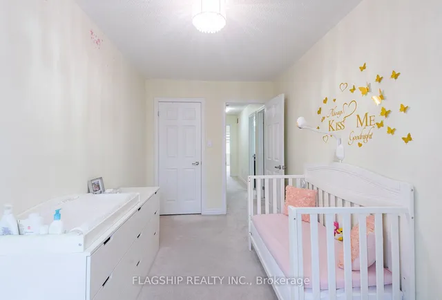 Additional image 13 of 19 Cedar Lake Cres