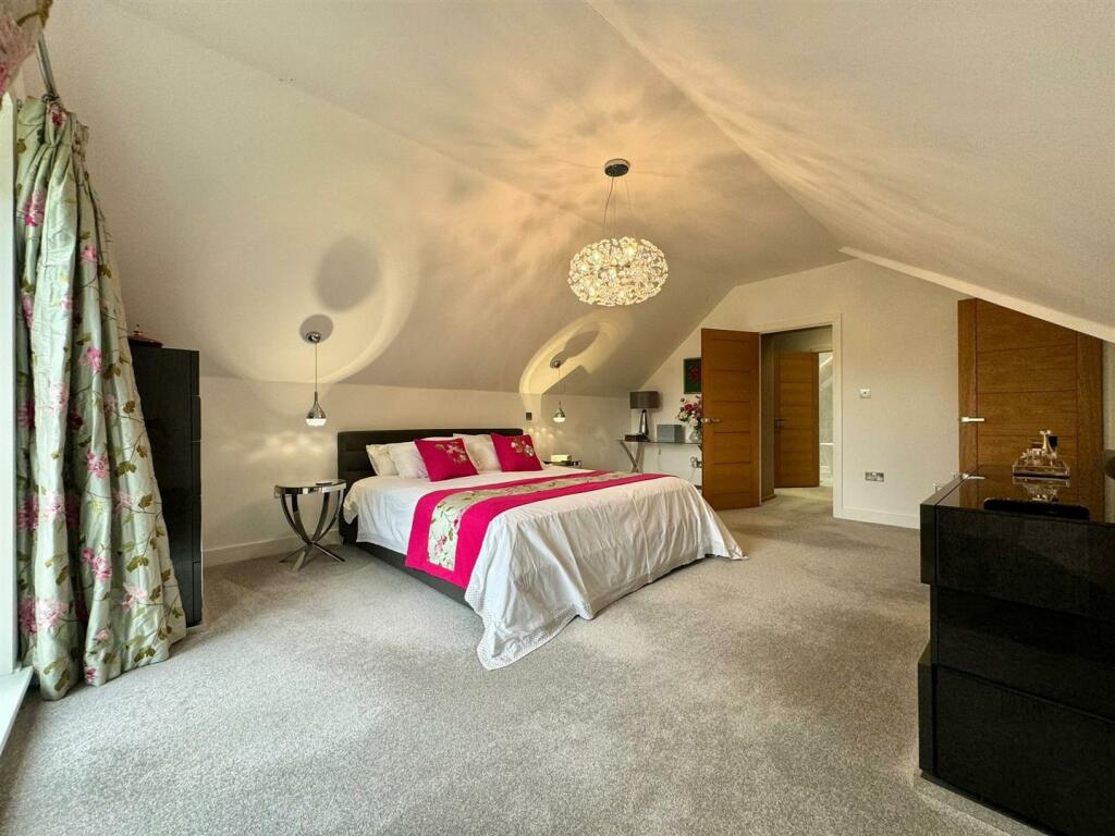 Additional image 21 of Oaklands Stoney Hills, Burnham-On-Crouch