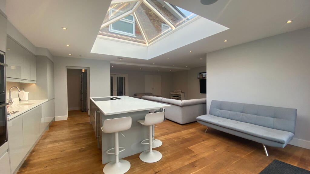 Additional image 2 of Caterham, Surrey