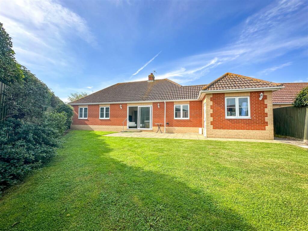 Additional image 29 of Bloom Close, Frinton-On-Sea