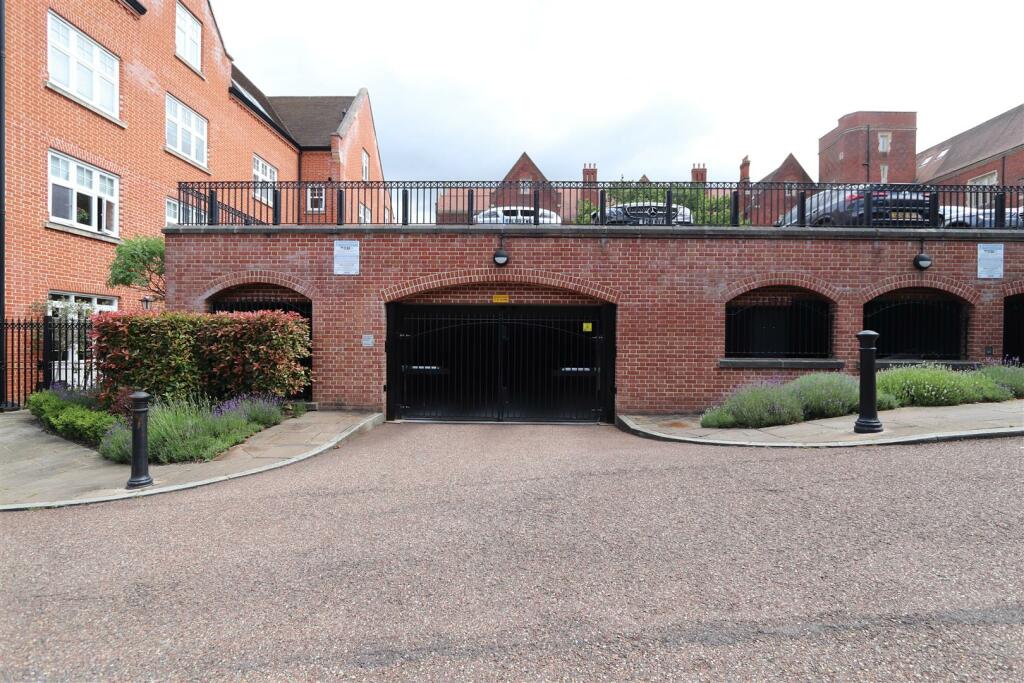 Additional image 13 of The Galleries, Warley, Brentwood